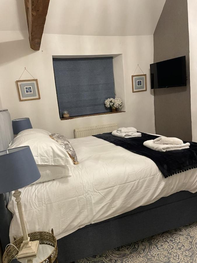 Hebe Cottage - Idyllic And Homely With Attention To Detail Atworth Kültér fotó