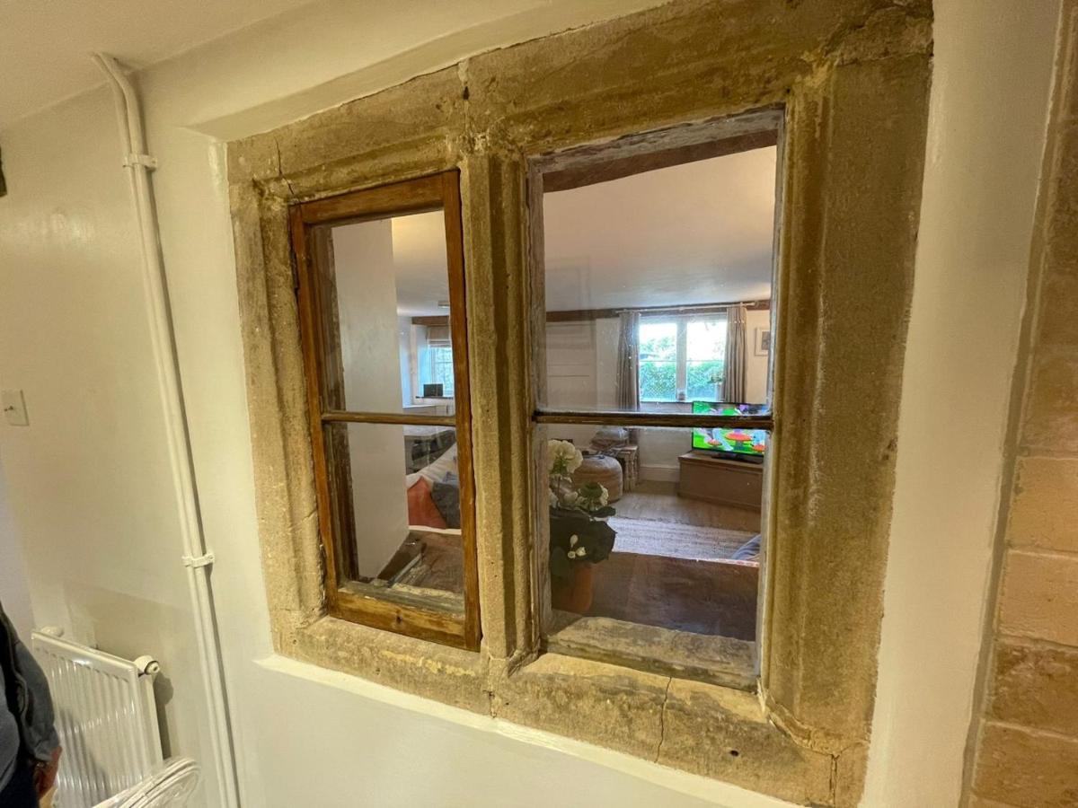 Hebe Cottage - Idyllic And Homely With Attention To Detail Atworth Kültér fotó