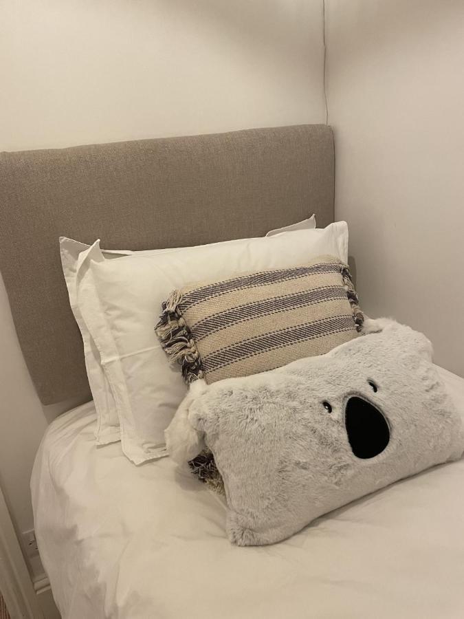 Hebe Cottage - Idyllic And Homely With Attention To Detail Atworth Kültér fotó