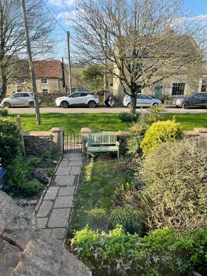 Hebe Cottage - Idyllic And Homely With Attention To Detail Atworth Kültér fotó